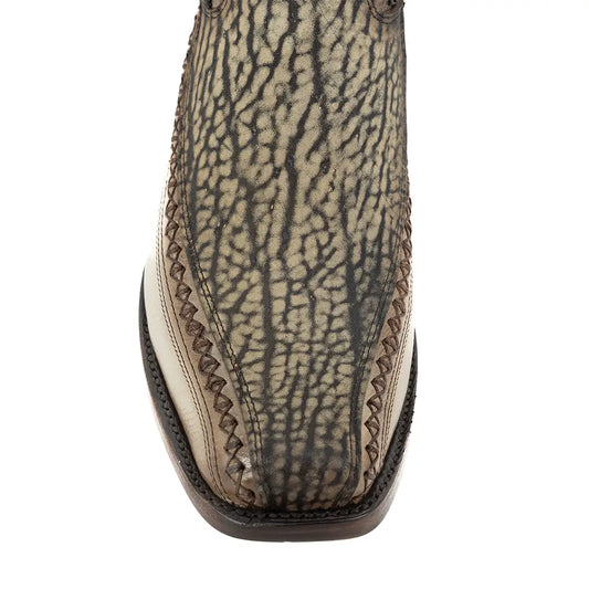 JEFE CUELLO TORO HUESO